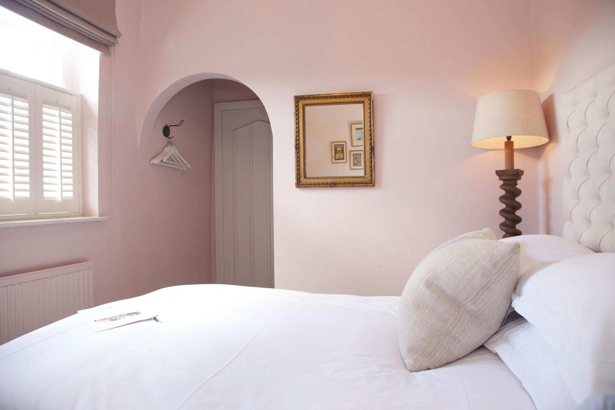 The Lion Inn Winchcombe Bagian luar foto